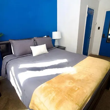 Tuk Ahoy - Sapphire Suite 1B With Shared Spaces